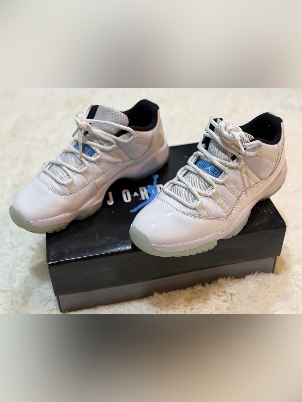 Jordan 11 Retro Low Legend Blue - Men’s 9.5 / Women’s 11 - AV2187-117 - Picture 8 of 10